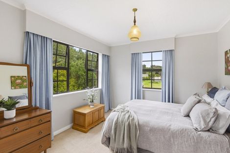 Photo of property in 15 Koputaroa Road, Levin, 5575