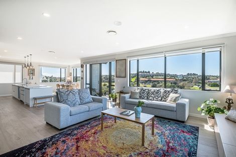 Photo of property in 5 Bella Vista Drive, Gulf Harbour, Whangaparaoa, 0930