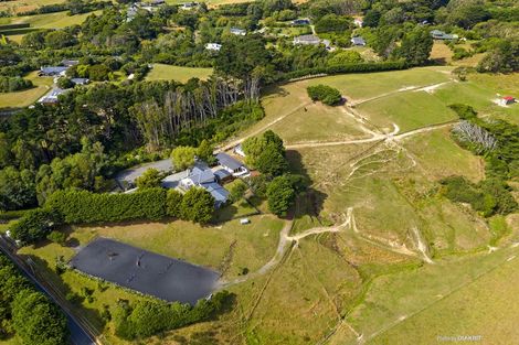 Photo of property in 39 Takarau Gorge Road, Ohariu, Wellington, 6037