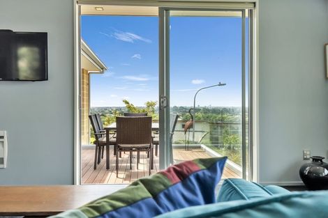 Photo of property in 18 Ravensdale Rise, Westmorland, Christchurch, 8025