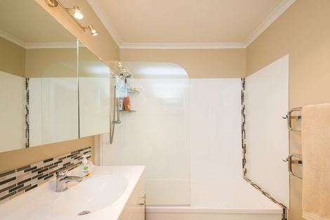 Photo of property in 3 Wakefield Street, Awapuni, Palmerston North, 4412