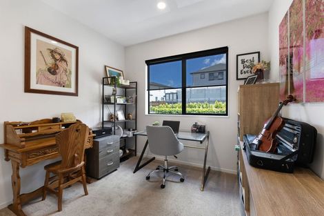 Photo of property in 22 Arran Point Parade, Orewa, 0931