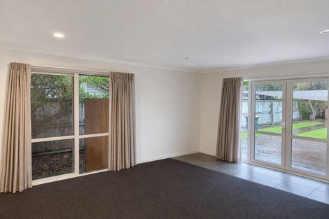 Photo of property in 187 Bowhill Road, New Brighton, Christchurch, 8083