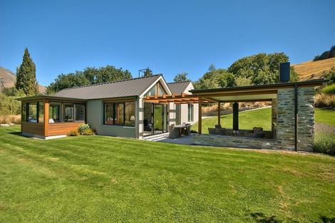 Photo of property in 8 Marshall Avenue, Lake Hayes, Queenstown, 9371