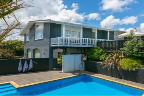 Photo of property in 3 Kipling Drive, Whalers Gate, New Plymouth, 4310