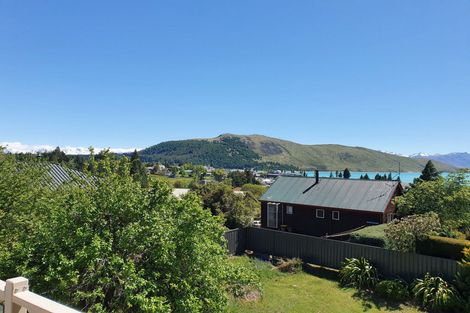 Photo of property in 35 Murray Place, Lake Tekapo, 7999