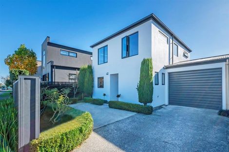 Photo of property in 77 Canon Street, St Albans, Christchurch, 8014