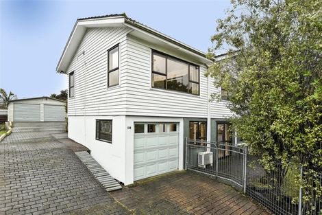 Photo of property in 338 Bucklands Beach Road, Bucklands Beach, Auckland, 2012