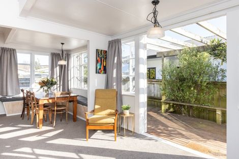 Photo of property in 235 Georges Drive, Napier South, Napier, 4110