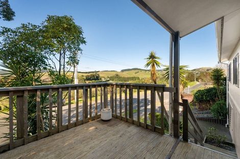 Photo of property in 1/32 Ranginui Road, Welcome Bay, Tauranga, 3112