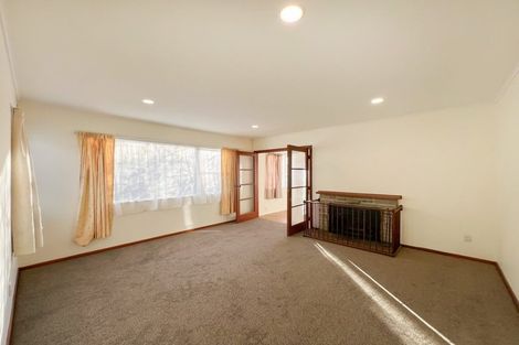 Photo of property in 82 Shoreham Street, Avondale, Auckland, 0600