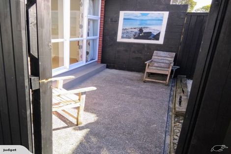 Photo of property in 1/75 Aberdeen Road, Castor Bay, Auckland, 0620