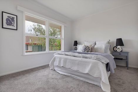 Photo of property in 2/15 Brook Street, Milford, Auckland, 0620