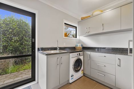 Photo of property in 87 Grand Vue Road, Kawaha Point, Rotorua, 3010