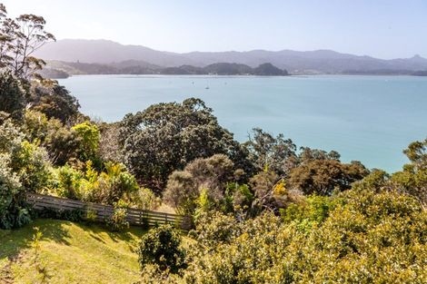 Photo of property in 1999 Wyuna Bay Road, Wyuna Bay, Coromandel, 3581