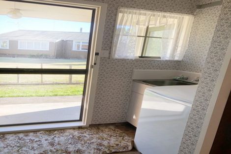 Photo of property in 8 Dunallen Avenue, Marton, 4710