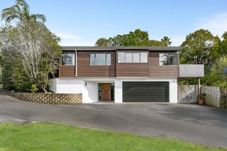 Photo of property in 2/177 Carlisle Road, Northcross, Auckland, 0632