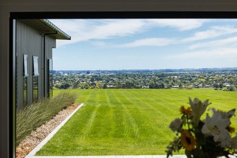Photo of property in 50 Branksome Place, Aokautere, Palmerston North, 4471