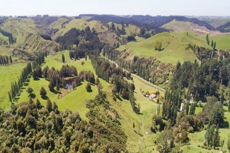 Photo of property in 665 Longacre Road, Okoia, Whanganui, 4582