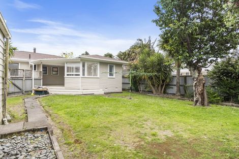 Photo of property in 1/49 Kelvin Road, Papakura, 2110