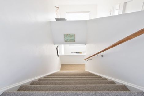 Photo of property in 31 Reynolds Place, Papamoa Beach, Papamoa, 3118