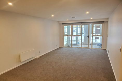 Photo of property in 5 Kent Terrace, Mount Victoria, Wellington, 6011