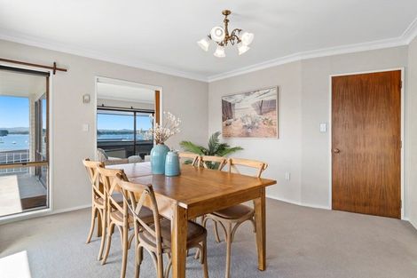 Photo of property in 55 Omokoroa Road, Omokoroa, 3114