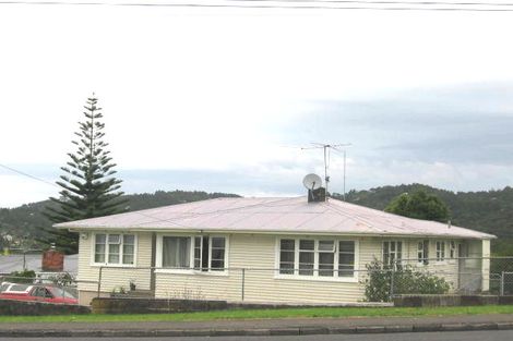 Photo of property in 90 Glengarry Road, Glen Eden, Auckland, 0602