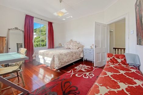 Photo of property in 51 Scarborough Terrace, Mount Victoria, Wellington, 6011