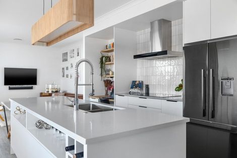 Photo of property in 12 Kiritiana Close, Pyes Pa, Tauranga, 3112