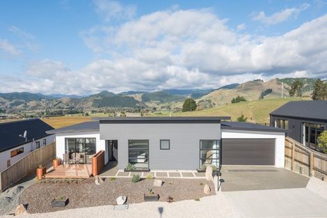 Photo of property in 47 Katania Heights, Brightwater, 7022