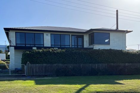Photo of property in 35 Harbour Terrace, Kakanui, Oamaru, 9495
