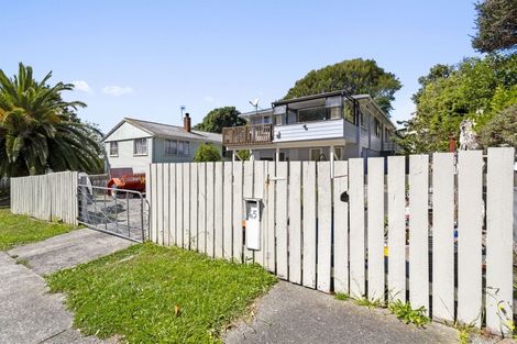 Photo of property in 65 Rangituhi Crescent, Takapuwahia, Porirua, 5022
