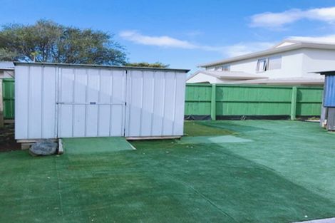 Photo of property in 12 Greville Road, Pinehill, Auckland, 0632