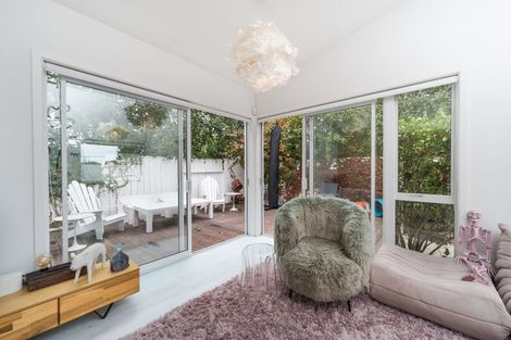Photo of property in 423b Featherston Street, Palmerston North, 4414