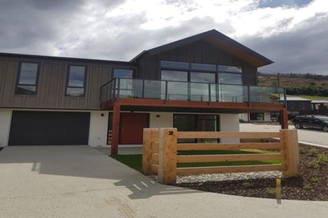 Photo of property in 2 O'callaghan Street, Arthurs Point, Queenstown, 9371