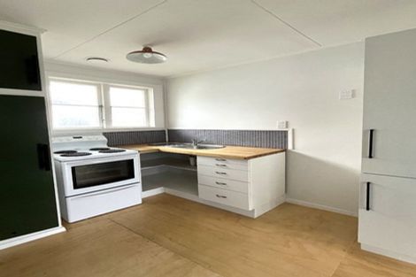 Photo of property in 100 Broadway, Carterton, 5713