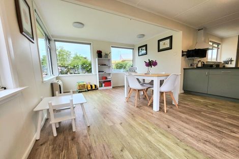 Photo of property in 14 Oxford Street, Holmes Hill, Oamaru, 9401