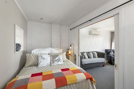 Photo of property in 6/3 Kowhai Street, Eastbourne, Lower Hutt, 5013