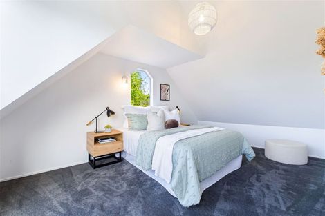 Photo of property in 1/51 Aeroview Drive, Beach Haven, Auckland, 0626