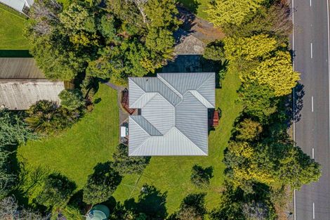 Photo of property in 42 Koraha Road, Kumeu, 0892