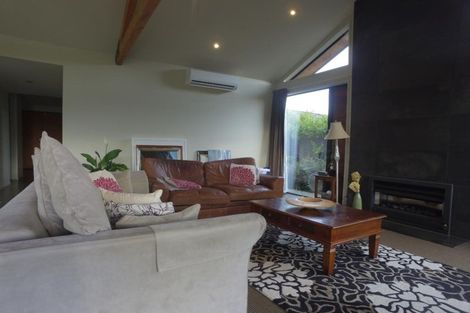 Photo of property in 6 Rannoch Drive, Jacks Point, Queenstown, 9371