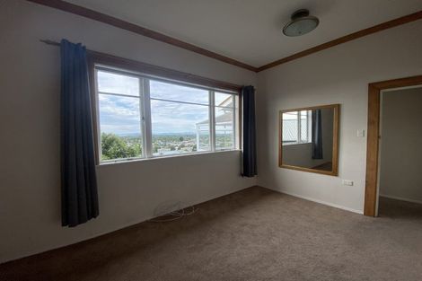 Photo of property in 16 Guys Hill Road, Hospital Hill, Napier, 4110