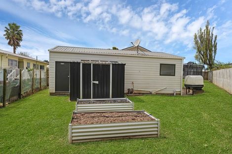 Photo of property in 9 Ohira Place, Henderson, Auckland, 0612