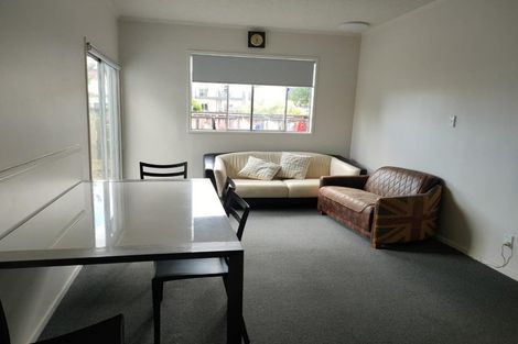 Photo of property in 6c Seaview Road, Milford, Auckland, 0620