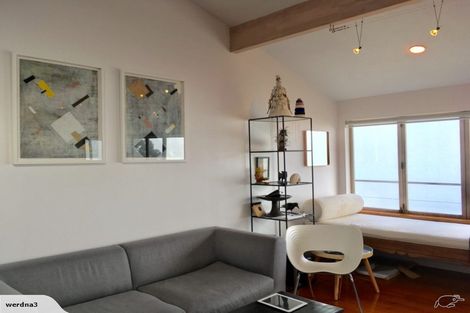 Photo of property in 11f Joan Street, Point Chevalier, Auckland, 1022