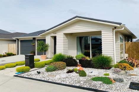 Photo of property in 6 Gum Spear Road, Takanini, 2112