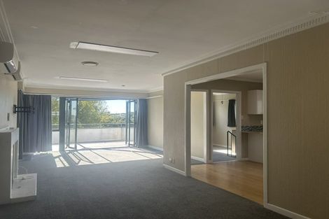 Photo of property in 6 Crichton Terrace, Hauraki, Auckland, 0622