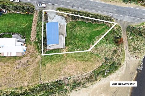 Photo of property in 491 Waikawa-curio Bay Road, Curio Bay, Tokanui, 9884