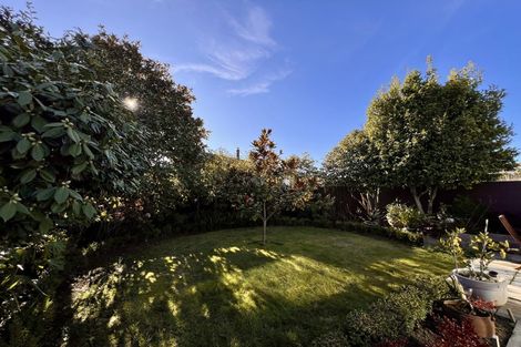 Photo of property in 2/39 Grahams Road, Ilam, Christchurch, 8041